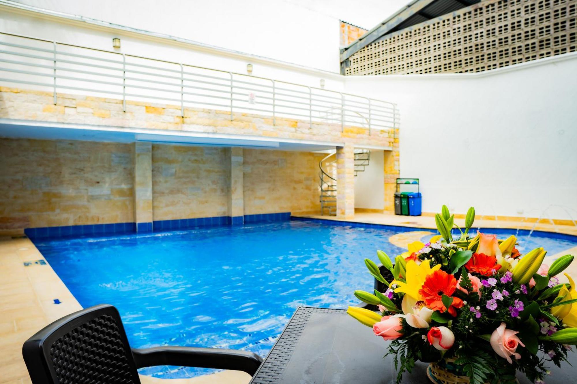 Kalina Hotel Girardot Exterior foto